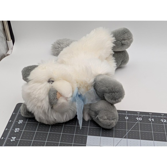 Showtime White Gray Cat Plush Kitten Mandalay Resorts 2004 7 Inch Tall Stuffed - Picture 9 of 9